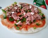 Foto del paso 2 de la receta: Pizza en 10 minutos!! 😊😊😊