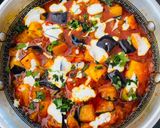 A picture of step 11 of Aubergine and Paneer Shaak.