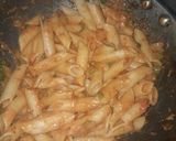 A picture of step 4 of Red sauce pasta.
