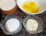 A picture of step 2 of Caramel egg pudding.