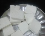 A picture of step 2 of Laziz Paneer Pakora.