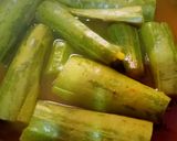स्टफ्ड स्नेक गॉर्ड (stuffed snake gourd recipe in Hindi) रेसिपी चरण 2 फोटो