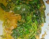 A picture of step 1 of Sautéed Onions & Spinach.