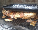 Foto del paso 6 de la receta: Asado a la parrilla de paleta chancho inyectada con limón y al chimichurri