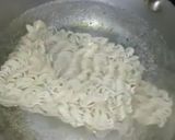 A picture of step 1 of Masala maggi.