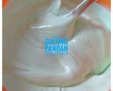 Foto langkah ke 5 dari resep Bolu gulung pandan.