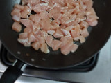 Tortilla de pollo y hojas de remolachas