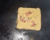 A picture of step 3 of Bread toast on tawa.