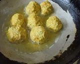 A picture of step 2 of Dudhi kofta curry.