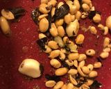 A picture of step 2 of Peanut Chutney.