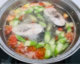 Hình bước làm 3 của món Cơm nhà: sườn non nướng, canh chua cá, sứa trộn, và cánh gà chiên nước mắm trong 60 phút