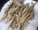 Foto del paso 7 de la receta: Boquerones fritos con papas aliñás