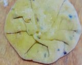 A picture of step 3 of Mangroli Khakhra.