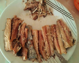 Foto del paso 6 de la receta: Tostas de piquillo rellenas de sardinas con tomate