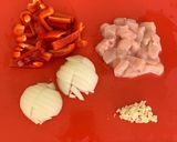 A picture of step 1 of Creamy chicken paprika pasta.
