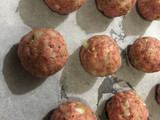 Albóndigas al horno con salsa de tomate