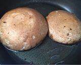 Foto del paso 1 de la receta Champiñones Portobellogigantes rellenos de atún con un toque de salsa de Boletus