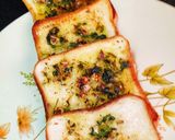গার্লিক টোস্ট (garlic toast recipe in Bengali) রেসিপির ধাপ 5 ছবি