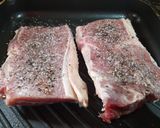 Foto del paso 4 de la receta: Tira de lomo a la pimienta con apio, cebolla morada y choclo