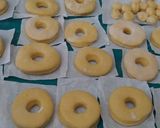 Foto langkah ke 2 dari resep Donat Labu kuning.