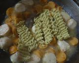 Foto langkah ke 3 dari resep Seblak Frozen food.