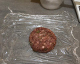 Foto langkah ke 4 dari resep 26. Homemade Beef Patty.