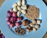 Foto langkah ke 1 dari resep 63.Bumbu ungkep putih.