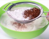Foto langkah ke 3 dari resep Brownies Kukus Keju.