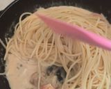 Foto langkah ke 3 dari resep Carbonara Mushrooms Spaghetti.
