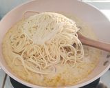 Foto langkah ke 8 dari resep Spaghetti Carbonara.