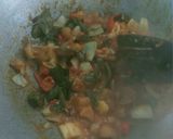 Foto langkah ke 4 dari resep Kentang Kikil Balado gurih.