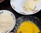 Hình bước làm 4 của món Bánh Rán Giòn Nhân Socola & Phô Mai Siêu Dễ Từ Sandwich
