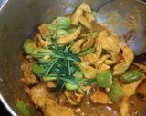 รูปขั้นตอนการทำที่ 6 ของ ไก่ผัดพริกแกงใต้ ใส่สะตอ