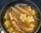Hình bước làm 2 của món Cá Chạch Kho Khế