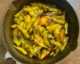 A picture of step 2 of Sem Phali & Aloo Fry (broad beans & Potato).