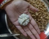 A picture of step 5 of Soyabean Momos.