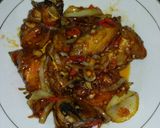 Foto langkah ke 4 dari resep Ayam goreng mentega.