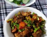 Foto langkah ke 7 dari resep Ayam Pedas Sayur Hijau.