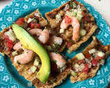 Foto del paso 3 de la receta: Tostadas de camarón(Súper ricas y sencillas) 👩🏻‍🍳✨