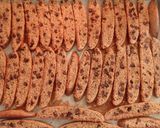 Foto langkah ke 4 dari resep Banana Choco Chips Biscotti.