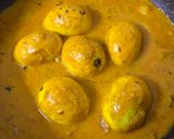 A picture of step 13 of Egg Do Pyaza.