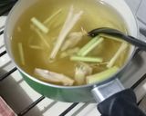 Foto langkah ke 2 dari resep Lemongrass Lemonade minuman khas Vietnam.