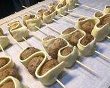 Foto del passaggio 2 della ricetta Spiedini di polpette