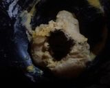 Foto langkah ke 3 dari resep Sweet roll black pizzano.