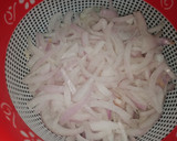 A picture of step 1 of Simple salad.