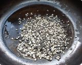 A picture of step 1 of Coconut, split black gram chutney.