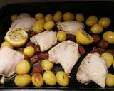 A picture of step 4 of Chorizo and lemon chicken.