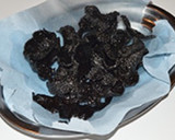 Foto del paso 3 de la receta: Arroz cremoso de lapas y burgados con crujiente de algas