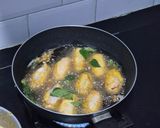 Foto langkah ke 5 dari resep Ayam Goreng Rempah.