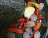 Foto langkah ke 3 dari resep Sambel Rawon Simpel Tanpa Minyak.